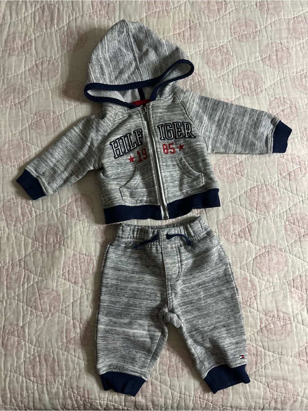 Tommy Hilfiger | Gray Striped Hooded Sweatpants Set - Baby Boy | Size 3 Months
